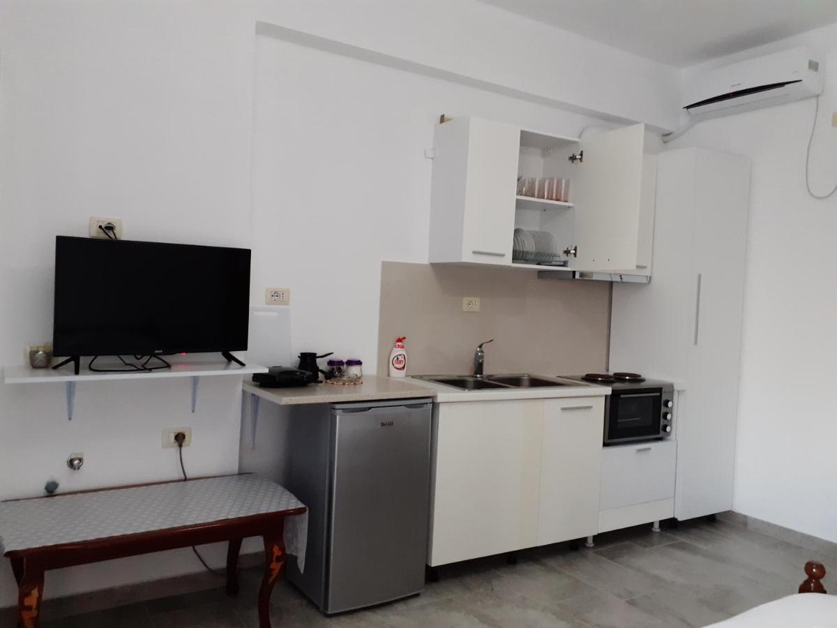 Luigi S Fairyview Apartment Саранда Екстер'єр фото