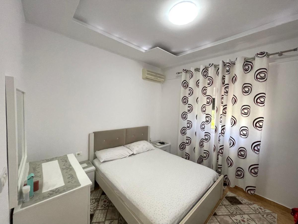 Luigi S Fairyview Apartment Саранда Екстер'єр фото