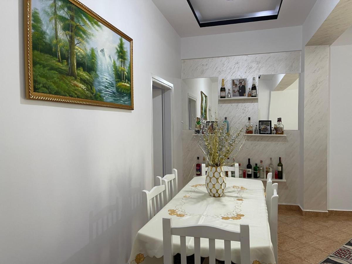 Luigi S Fairyview Apartment Саранда Екстер'єр фото