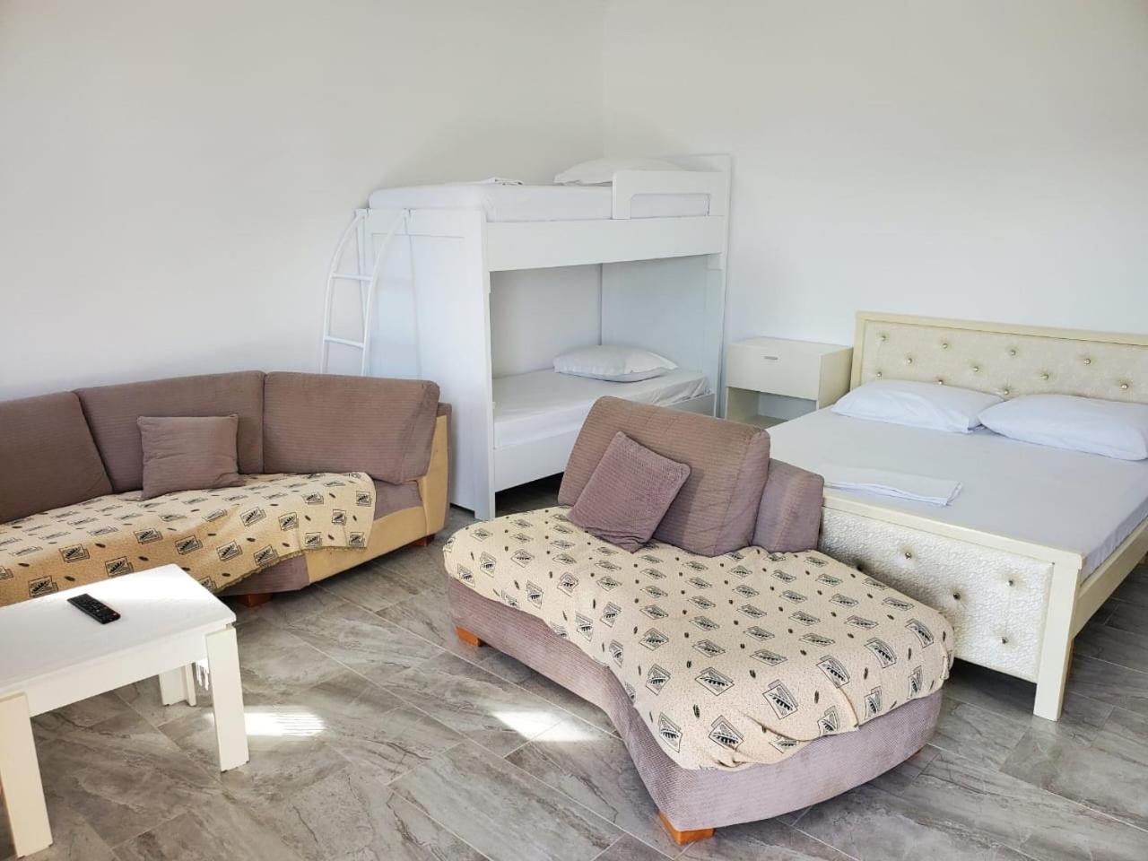 Luigi S Fairyview Apartment Саранда Екстер'єр фото