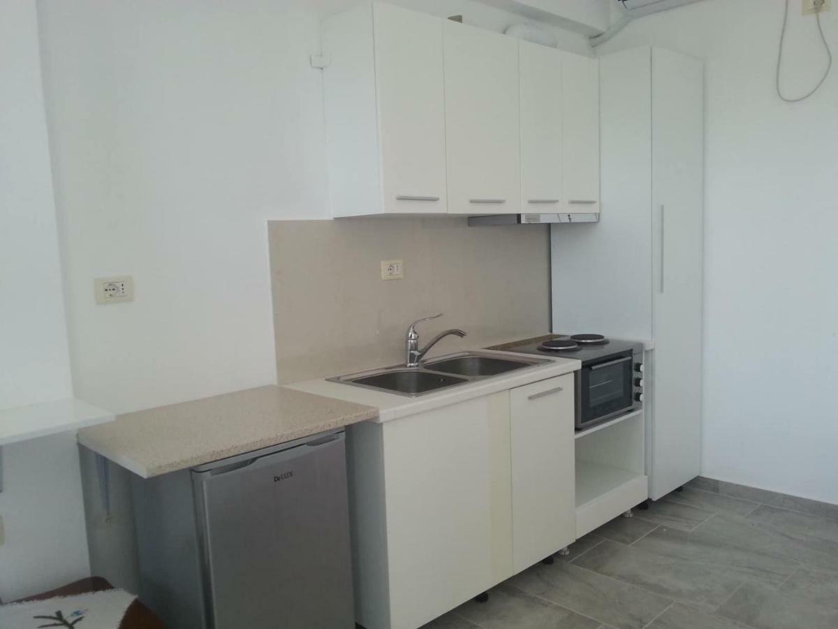 Luigi S Fairyview Apartment Саранда Екстер'єр фото