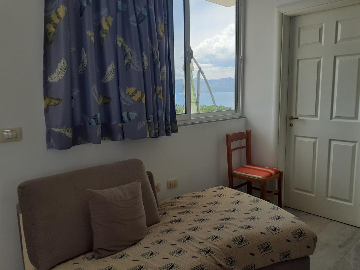 Luigi S Fairyview Apartment Саранда Екстер'єр фото